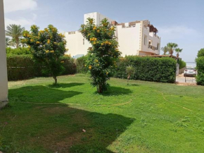 SS-1771 five bedroom villa in Oyoun Amwaj Hotel beach front